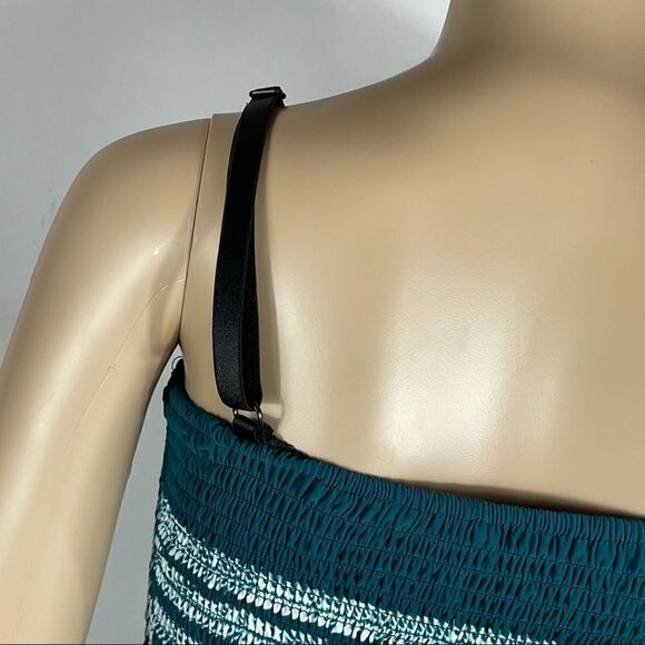 Bohemian Style Green and White Patterned Sundress - Picture 11 of 11